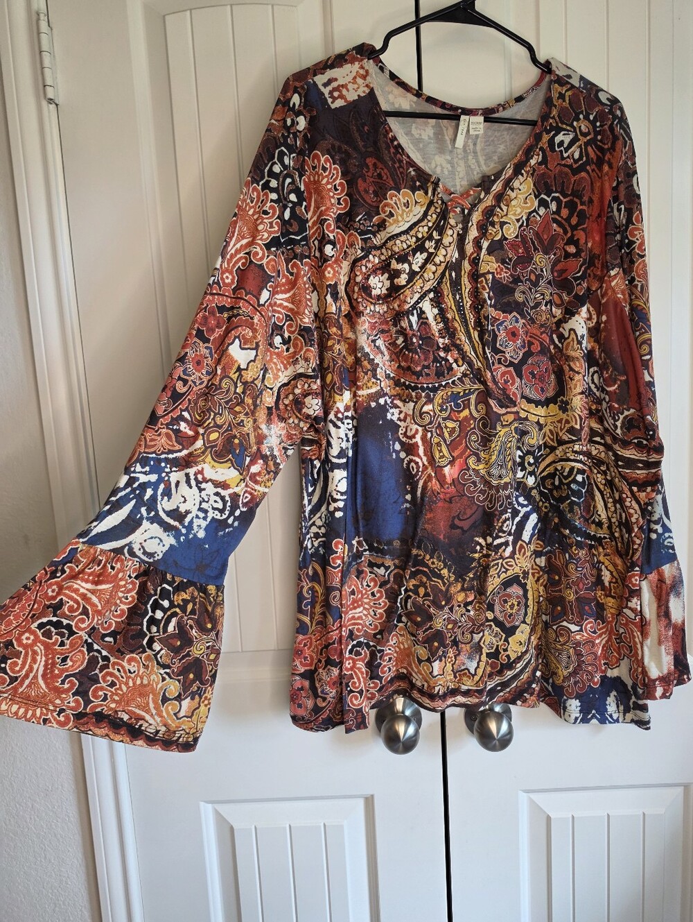 Est 1946 Boho Paisley Rhinestone Bell Sleeve Tunic Top 22W 24W